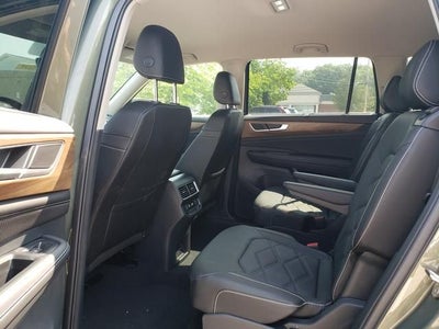 2026 Volkswagen Atlas SE w/Technology