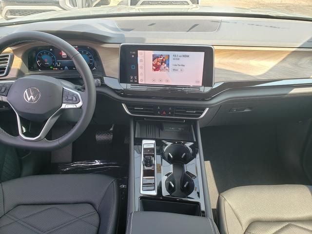2026 Volkswagen Atlas SE w/Technology