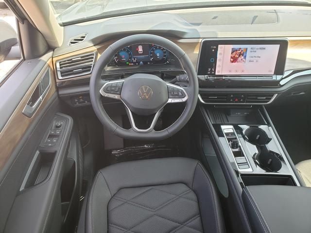 2026 Volkswagen Atlas SE w/Technology