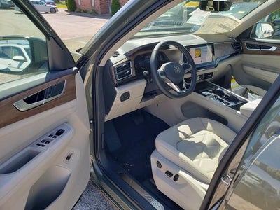 2026 Volkswagen Atlas SE w/Technology