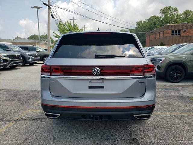 2026 Volkswagen Atlas SE w/Technology