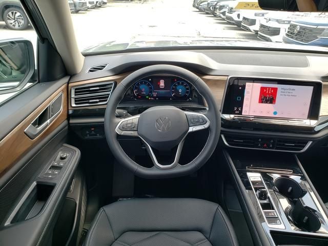 2026 Volkswagen Atlas SE w/Technology