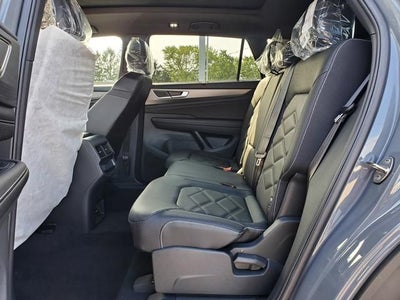2026 Volkswagen Atlas Cross Sport SE w/Technology
