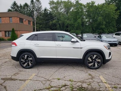 2026 Volkswagen Atlas Cross Sport SE w/Technology