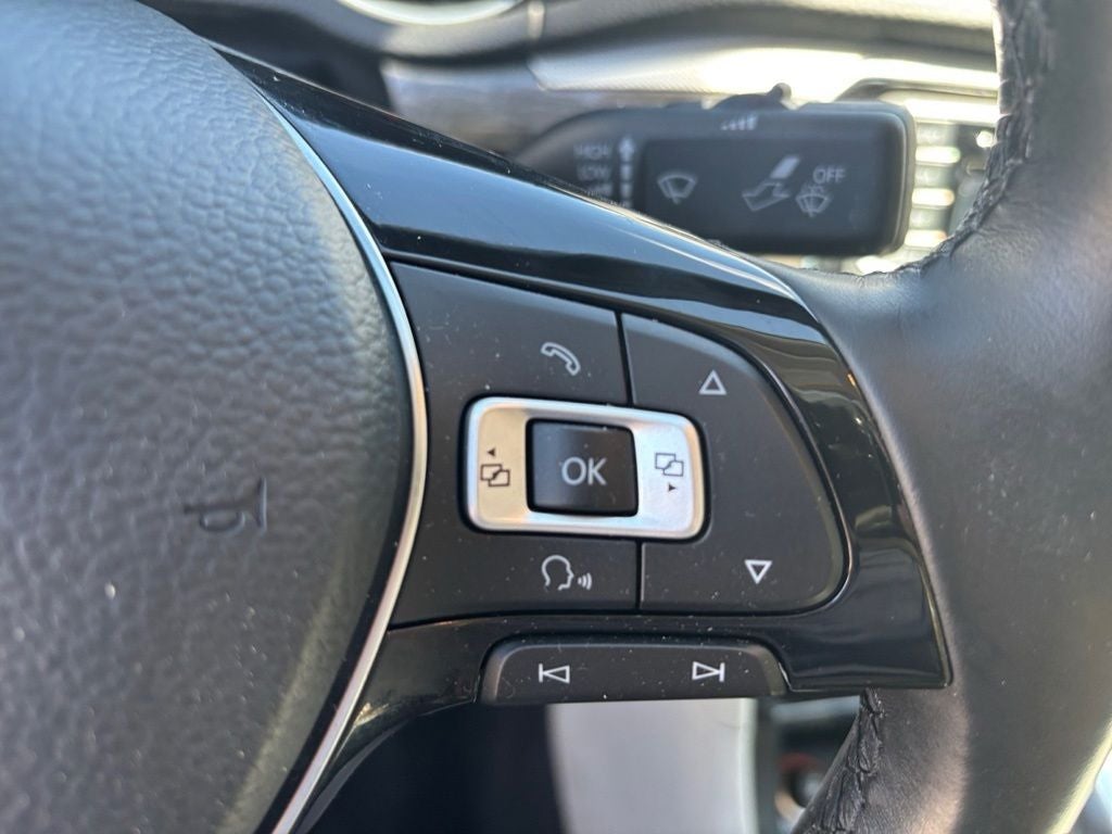 2018 Volkswagen Passat 2.0T SE