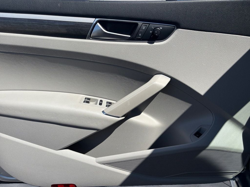 2018 Volkswagen Passat 2.0T SE