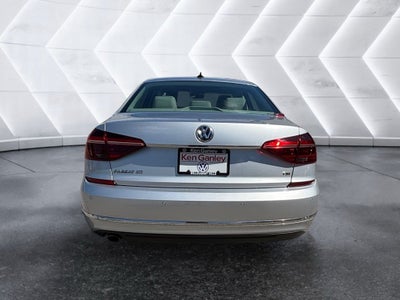 2018 Volkswagen Passat 2.0T SE