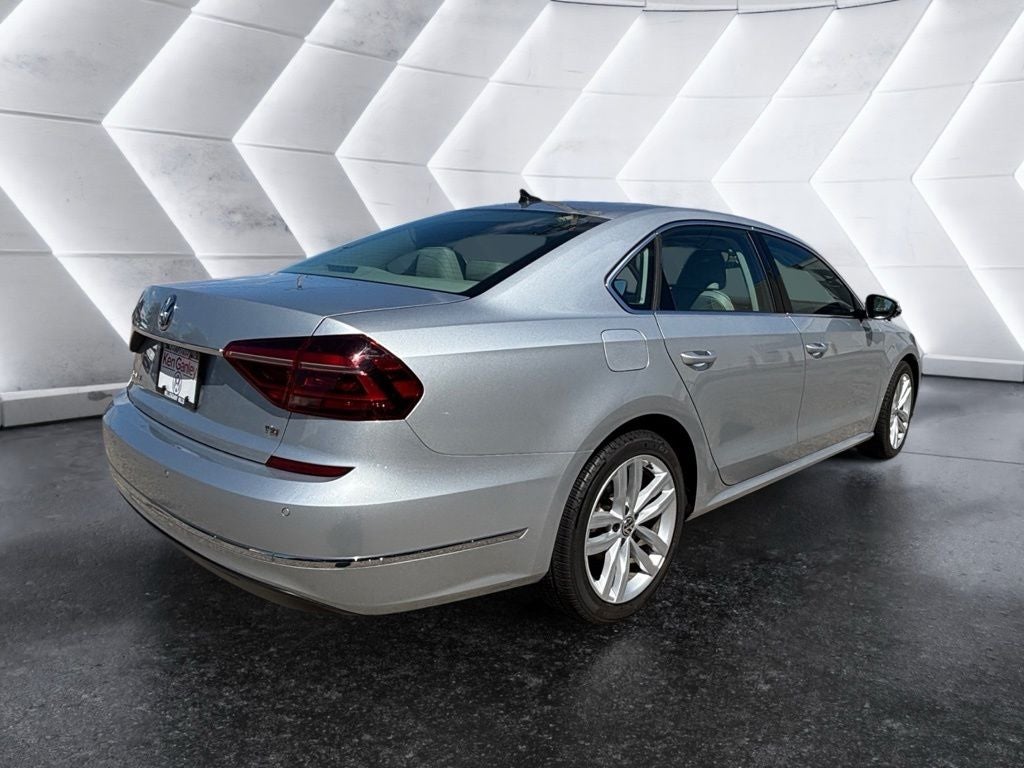 2018 Volkswagen Passat 2.0T SE