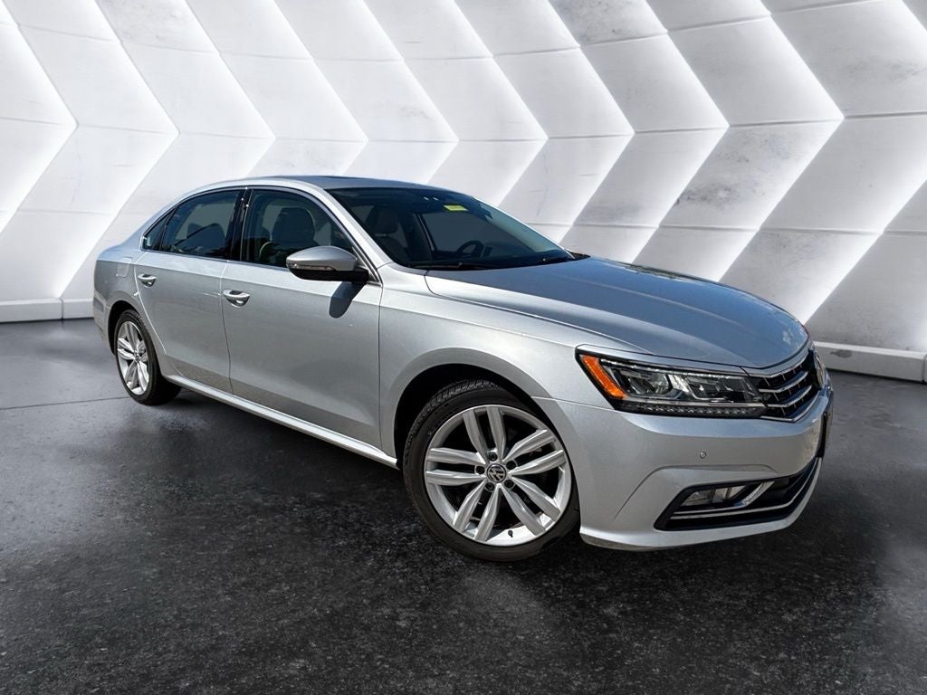 2018 Volkswagen Passat 2.0T SE