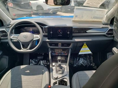 2026 Volkswagen Taos 1.5T SE Black