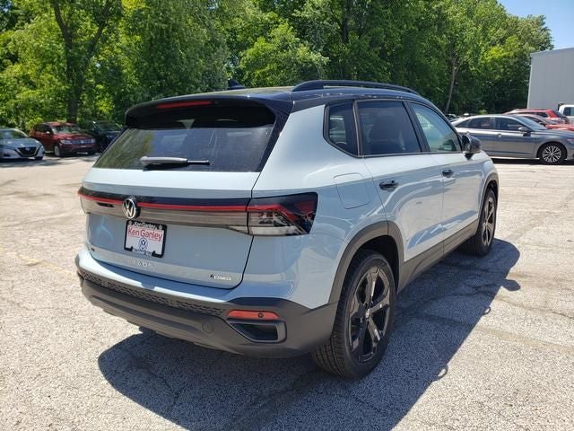 2026 Volkswagen Taos 1.5T SE Black