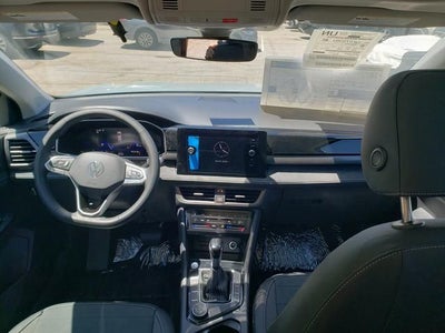 2026 Volkswagen Taos 1.5T SE Black