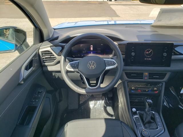 2026 Volkswagen Taos 1.5T SE Black