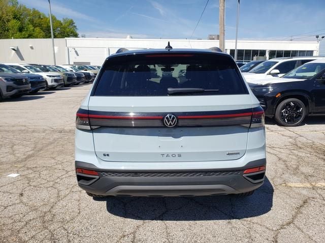 2026 Volkswagen Taos 1.5T SE Black