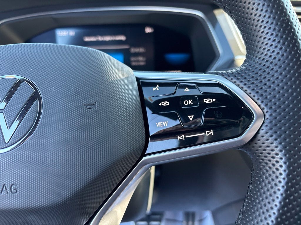 2023 Volkswagen Tiguan 2.0T SE R-Line Black