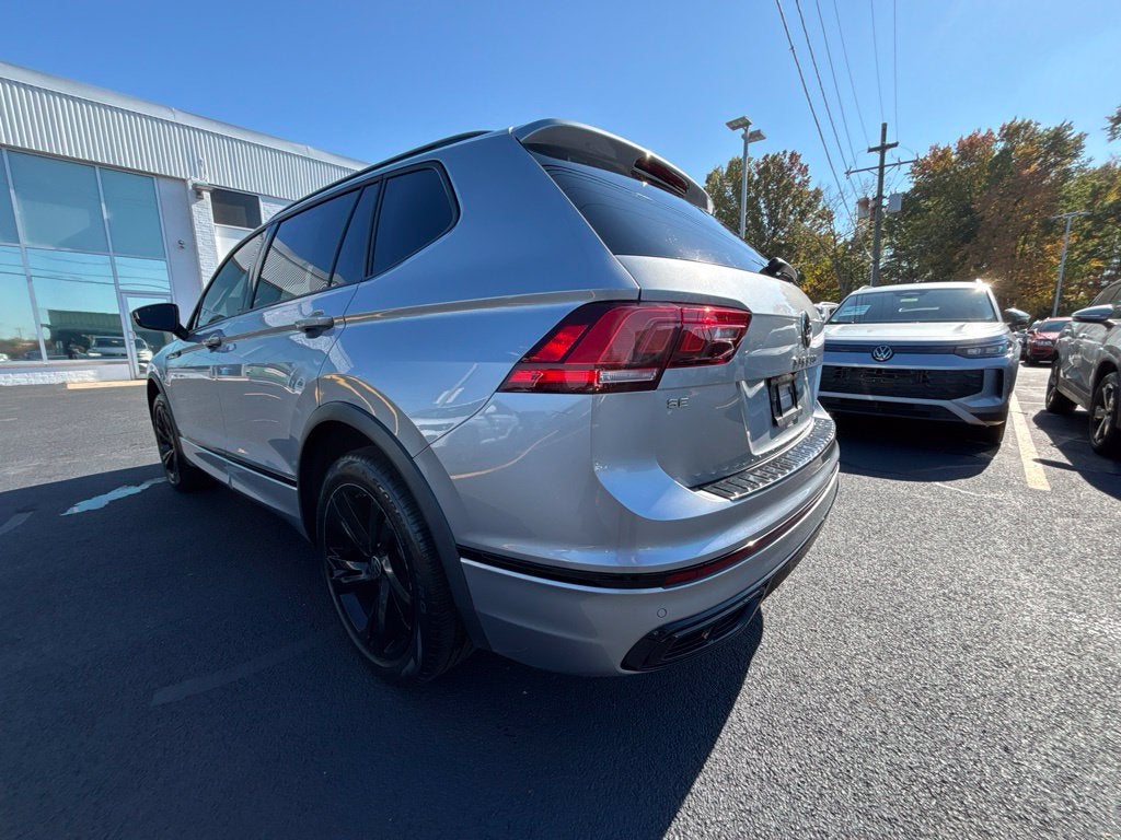 2023 Volkswagen Tiguan 2.0T SE R-Line Black