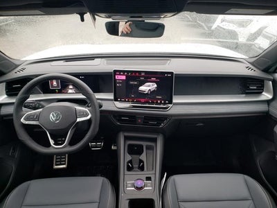 2026 Volkswagen Tiguan 2.0T SE R-Line Black