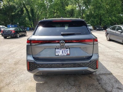 2026 Volkswagen Tiguan 2.0T SE R-Line Black