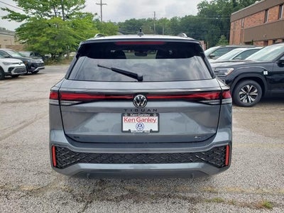 2026 Volkswagen Tiguan 2.0T SE R-Line Black