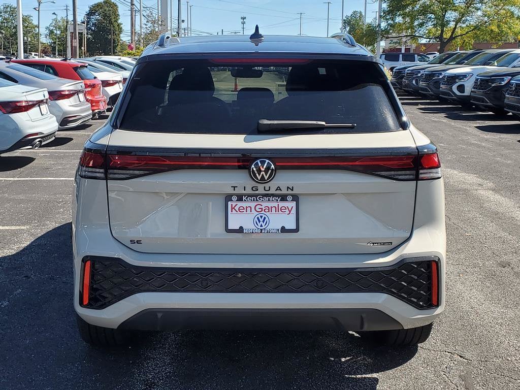 2026 Volkswagen Tiguan SE R-Line Black