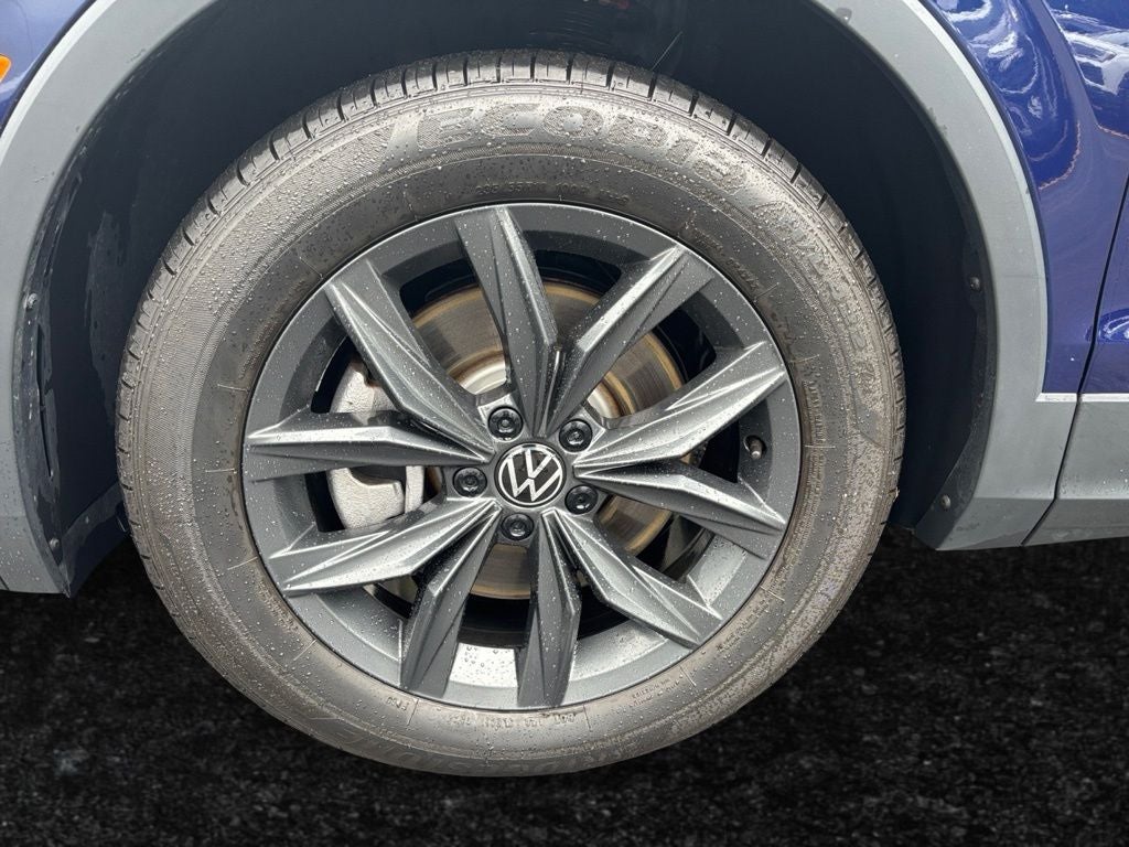 2024 Volkswagen Tiguan 2.0T SE