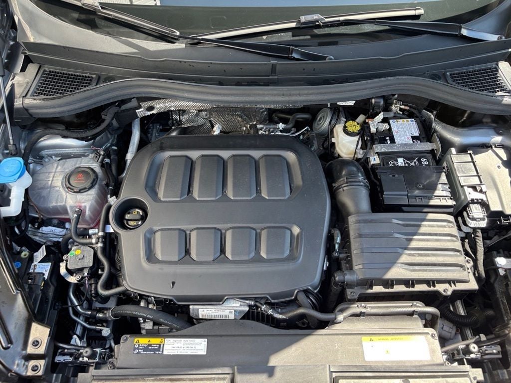 2025 Volkswagen Tiguan 2.0T SE