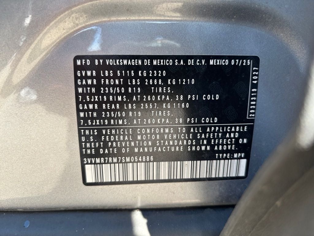 2025 Volkswagen Tiguan 2.0T SE