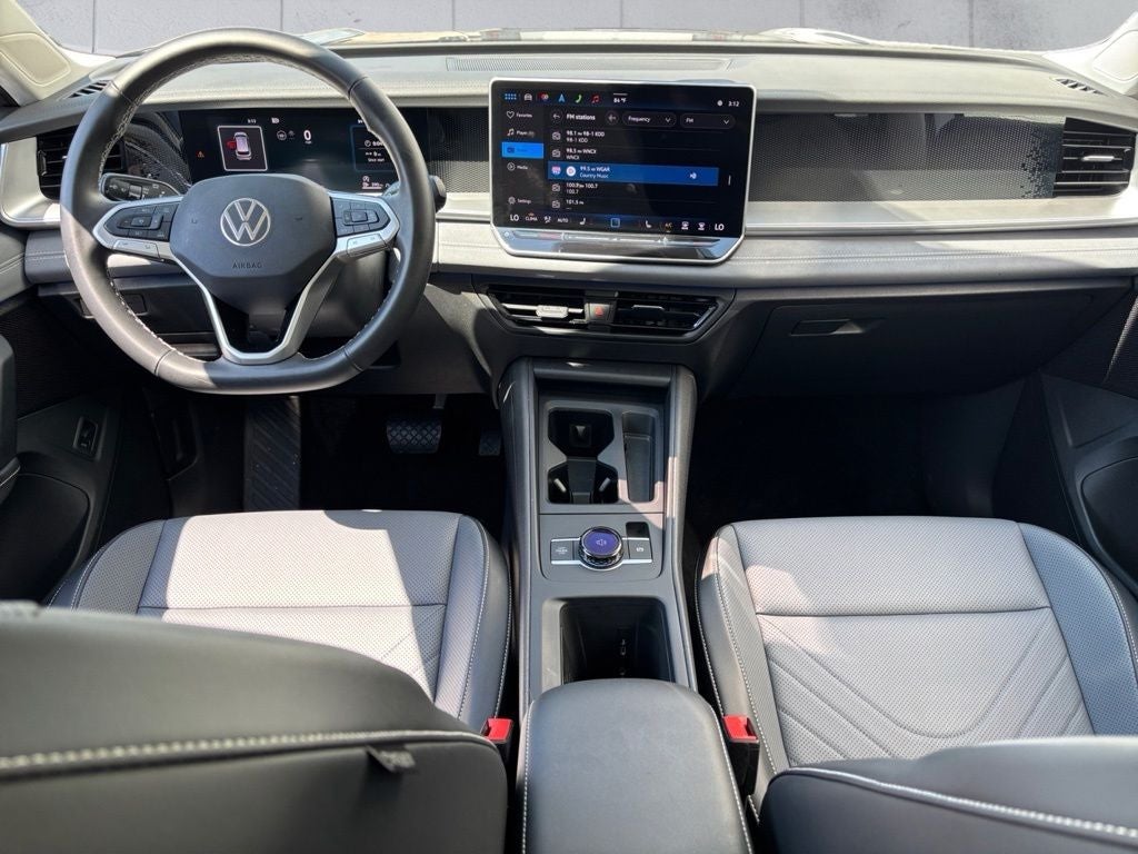 2025 Volkswagen Tiguan 2.0T SE
