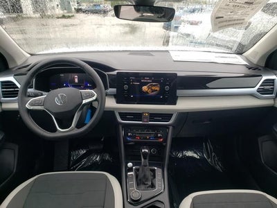 2026 Volkswagen Taos 1.5T SE