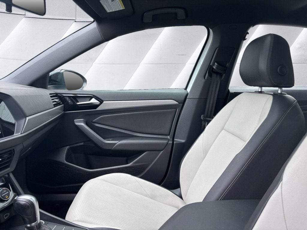 2019 Volkswagen Jetta R-Line