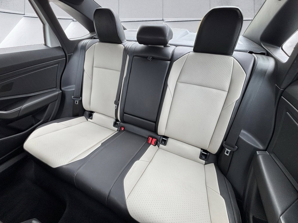 2019 Volkswagen Jetta R-Line