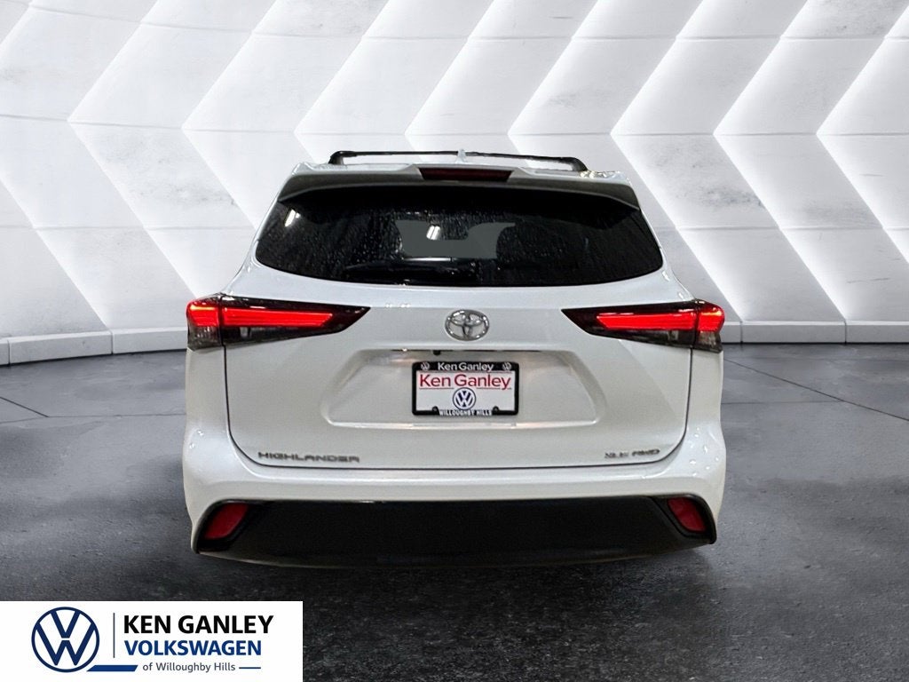 2024 Toyota Highlander XLE