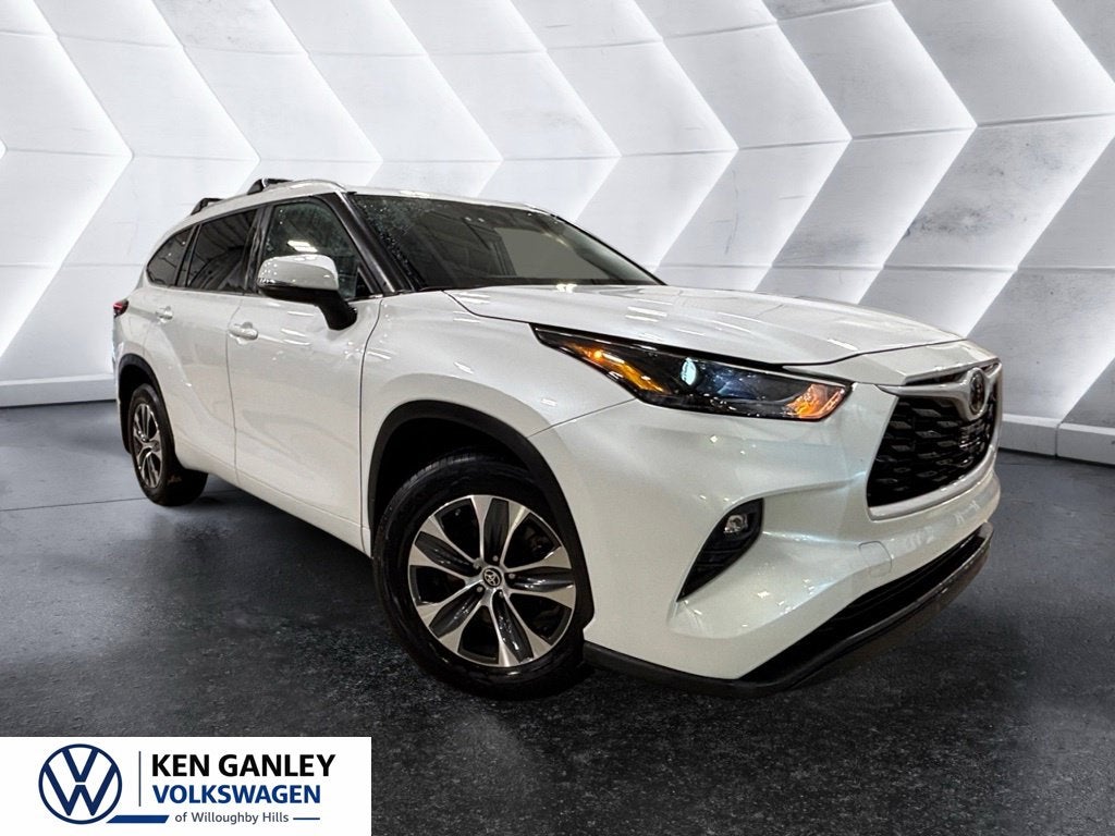 2024 Toyota Highlander XLE