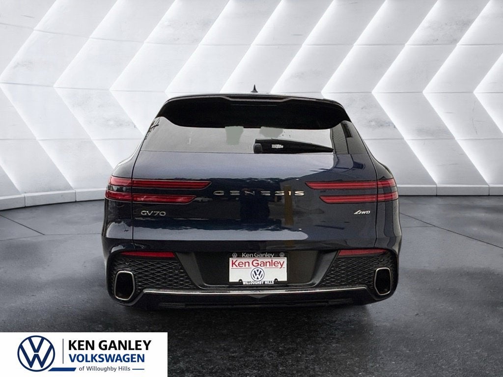 2023 Genesis GV70 2.5T