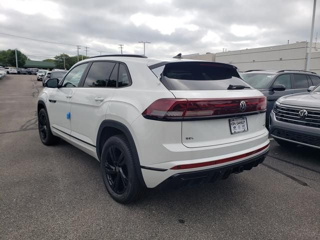 2026 Volkswagen Atlas Cross Sport SEL R-Line Black
