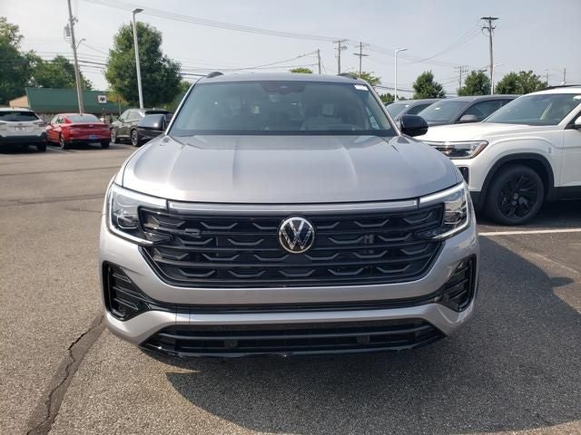 2026 Volkswagen Atlas Cross Sport SEL R-Line Black