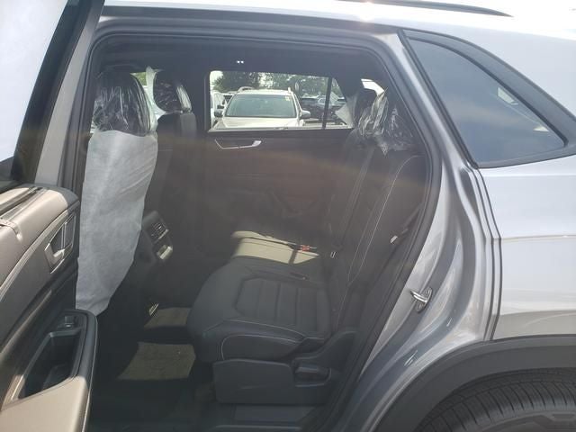 2026 Volkswagen Atlas Cross Sport SEL R-Line Black