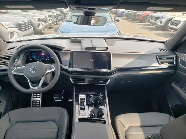 2026 Volkswagen Atlas Cross Sport SEL R-Line Black