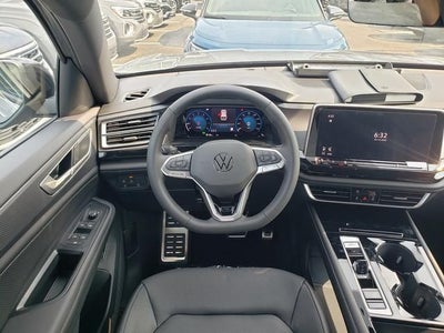 2026 Volkswagen Atlas Cross Sport SEL R-Line Black