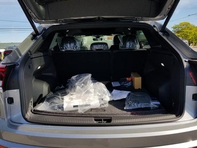 2026 Volkswagen Atlas Cross Sport SEL Premium R-Line