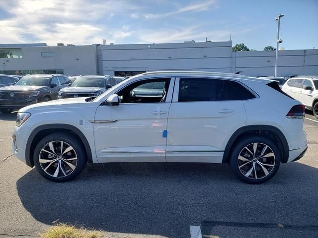 2026 Volkswagen Atlas Cross Sport SEL Premium R-Line