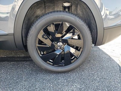 2026 Volkswagen Atlas Cross Sport SE w/Technology