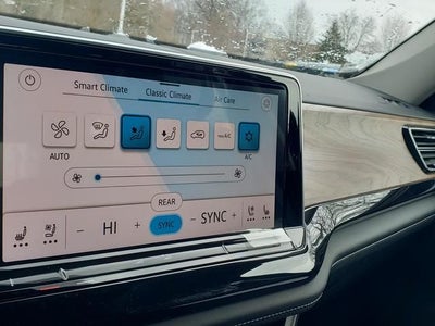 2026 Volkswagen Atlas SE w/Technology