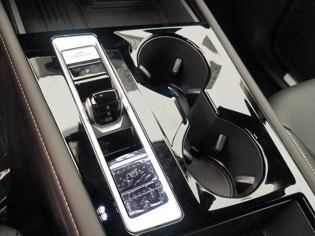 2026 Volkswagen Atlas SE w/Technology
