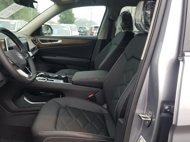 2026 Volkswagen Atlas SE w/Technology