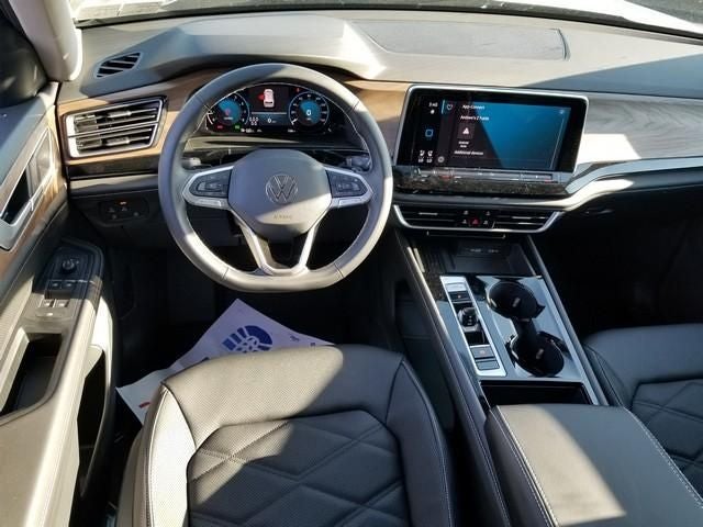 2026 Volkswagen Atlas SE w/Technology