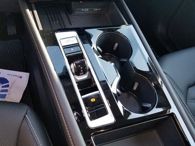 2026 Volkswagen Atlas SE w/Technology