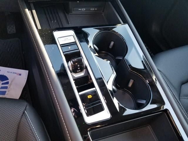 2026 Volkswagen Atlas SE w/Technology