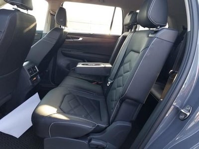 2026 Volkswagen Atlas SE w/Technology
