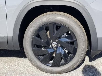 2026 Volkswagen Atlas SE w/Technology